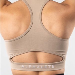 Alphalete Aero Bra — NWOT —XS